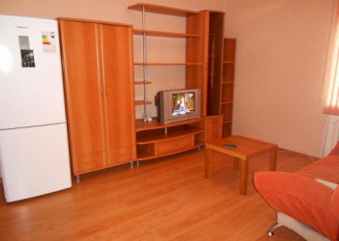 2-комнатная квартира посуточно (вариант № 178), ул. Деповская улица, фото № 2